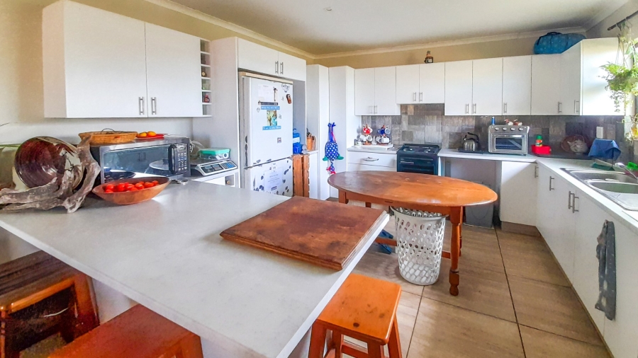 4 Bedroom Property for Sale in Gonubie Eastern Cape